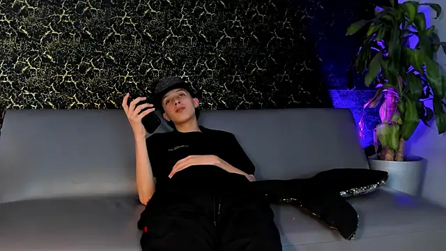 ArthurCox online show from 18, 10, 2025