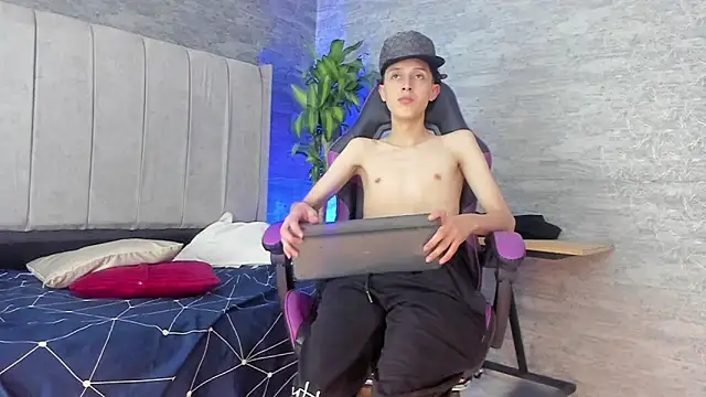 ArthurCox online show from 19, 10, 2025