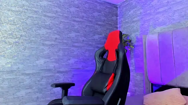 ArthurCox online show from 8, 1, 2026