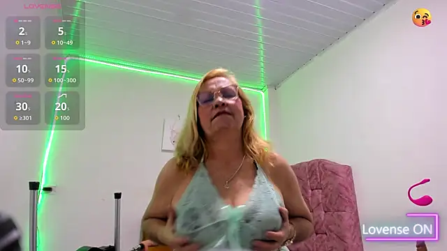 esmeraldaladys online show from 20, 6, 2026