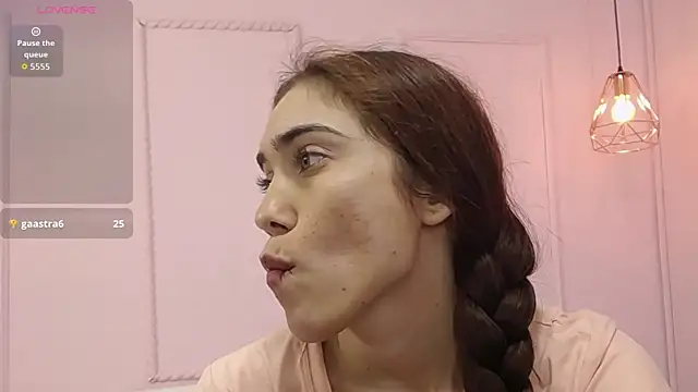 danna7cute online show from 30, 10, 2025