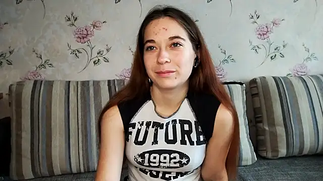 KissKarina online show from 10, 10, 2025