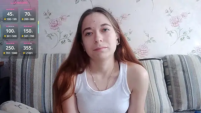 KissKarina online show from 8, 11, 2025