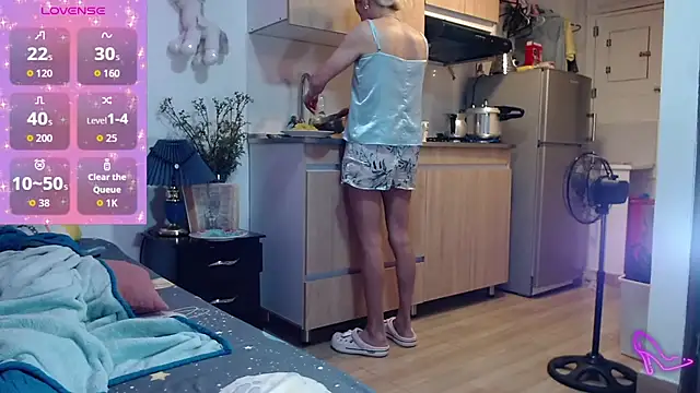 Snapshot of AllysonStonne chatting on 27, 2, 2026 AllysonStonne online show from 27, 2, 2026