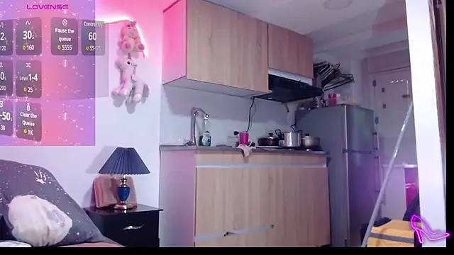 Snapshot of AllysonStonne chatting on 13, 3, 2026 AllysonStonne online show from 13, 3, 2026