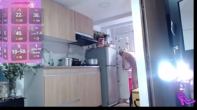 Snapshot of AllysonStonne chatting on 20, 3, 2026 AllysonStonne online show from 20, 3, 2026