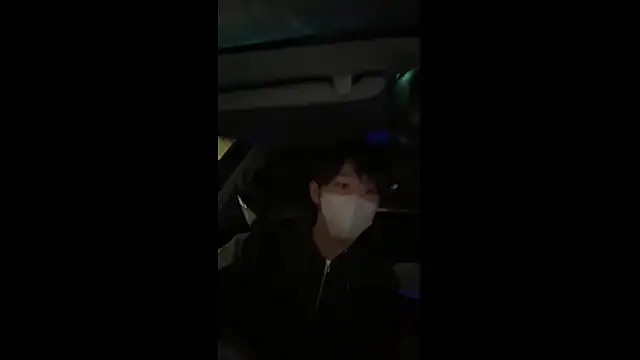 Snapshot of akkan_6868 chatting on 15, 12, 2025 akkan 6868 online show from 15, 12, 2025