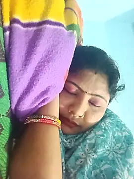 Snapshot of Apkisona8 chatting on 17, 10, 2025 Apkisona8 online show from 17, 10, 2025