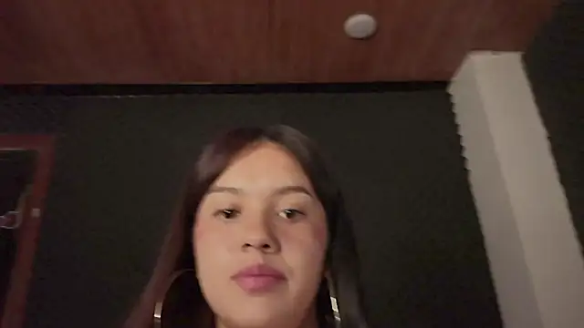 gigifontaine   online show from 28, 9, 2025