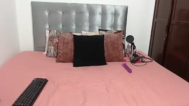 DaiishaWolf online show from 21, 9, 2025