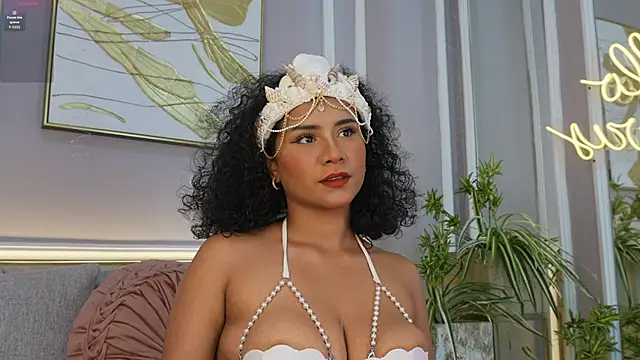 Snapshot of ellette__ chatting on 7, 3, 2026 ellette online show from 7, 3, 2026