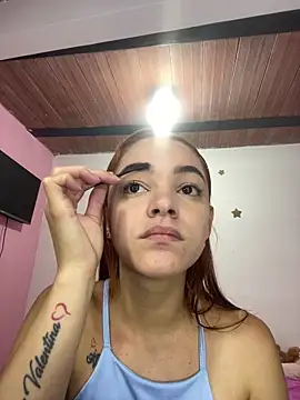 Snapshot of mia-kalinfa1 chatting on 16, 6, 2026 mia-kalinfa1 online show from 16, 6, 2026