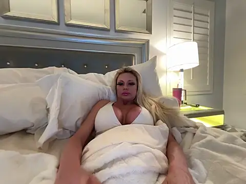 chanelstjames online show from 20, 4, 2026