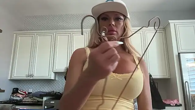 Snapshot of chanelstjames chatting on 20, 7, 2026 chanelstjames online show from 20, 7, 2026