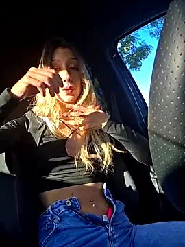 PetiteSecrets online show from 8, 11, 2025