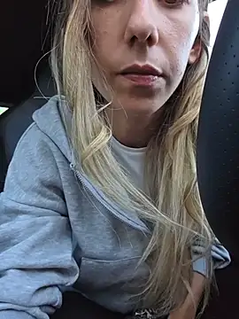 PetiteSecrets online show from 16, 11, 2025