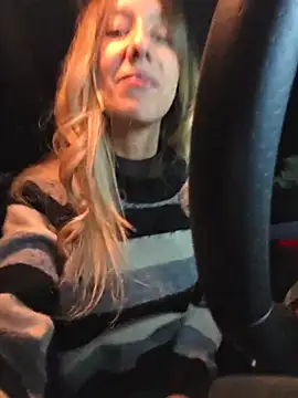 PetiteSecrets online show from 19, 12, 2025