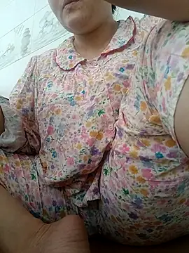 Snapshot of _Babyrose_ chatting on 7, 5, 2026 Babyrose online show from 7, 5, 2026