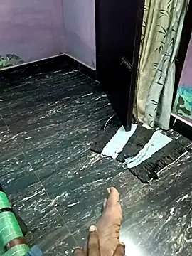 Snapshot of dolphiinn chatting on 26, 11, 2025 dolphiinn online show from 26, 11, 2025