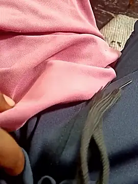 Snapshot of dolphiinn chatting on 3, 12, 2025 dolphiinn online show from 3, 12, 2025