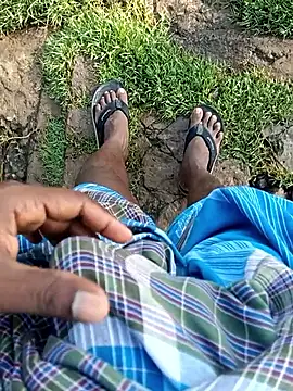 Snapshot of dolphiinn chatting on 16, 4, 2026 dolphiinn online show from 16, 4, 2026