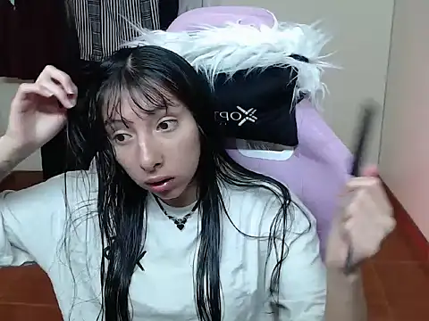 ScarlettShirahoshi online show from 25, 11, 2025