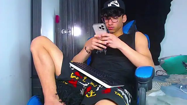 Gael Jones online show from 5, 2, 2026