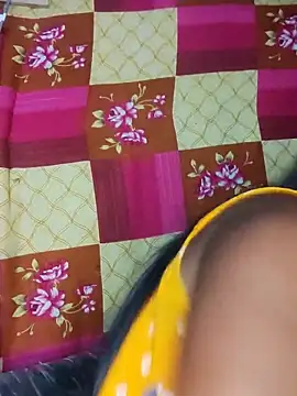 Hot-Show2 online show from 4, 4, 2026