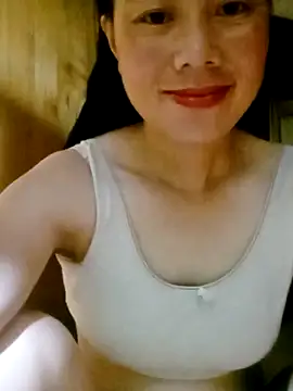 Snapshot of LyyChac chatting on 10, 9, 2025 LyyChac online show from 10, 9, 2025