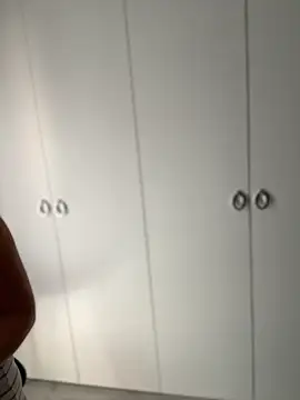 TenderLaGlamor online show from 3, 10, 2025