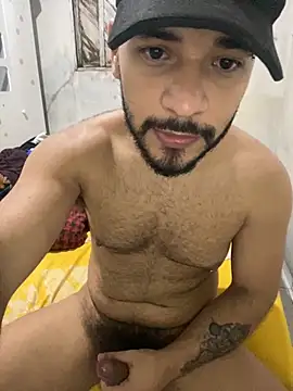 Snapshot of spiderfindom chatting on 24, 9, 2025 spiderfindom online show from 24, 9, 2025