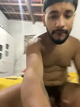 Snapshot of spiderfindom chatting on 23, 10, 2025 spiderfindom online show from 23, 10, 2025