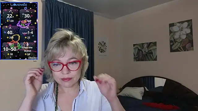 Snapshot of Rosette_Pricky chatting on 18, 10, 2025 Rosette Pricky online show from 18, 10, 2025