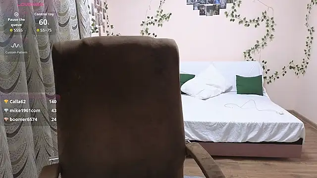 Snapshot of Rosette_Pricky chatting on 4, 12, 2025 Rosette Pricky online show from 4, 12, 2025