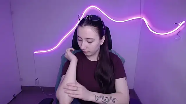 Snapshot of ScarlettVibe_ chatting on 21, 9, 2025 ScarlettVibe  online show from 21, 9, 2025