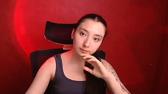 Snapshot of ScarlettVibe_ chatting on 24, 9, 2025 ScarlettVibe  online show from 24, 9, 2025