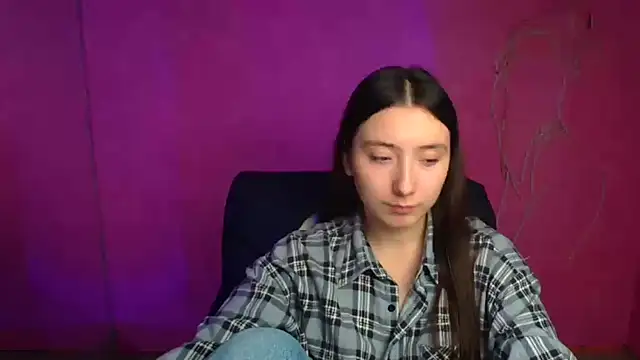 Snapshot of ScarlettVibe_ chatting on 11, 10, 2025 ScarlettVibe  online show from 11, 10, 2025