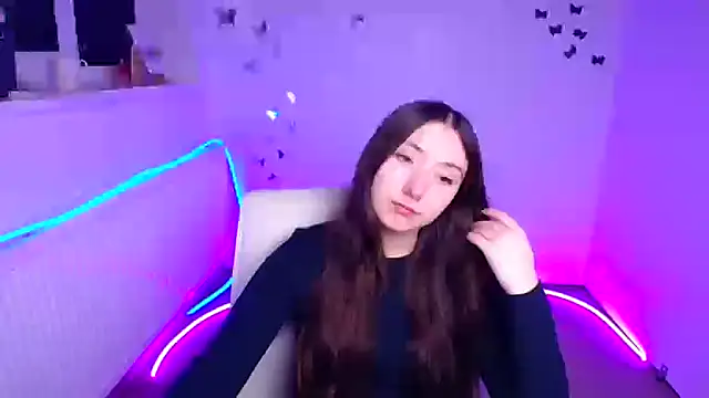 Snapshot of ScarlettVibe_ chatting on 19, 10, 2025 ScarlettVibe  online show from 19, 10, 2025