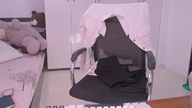 bunny b4nny online show from 10, 10, 2025