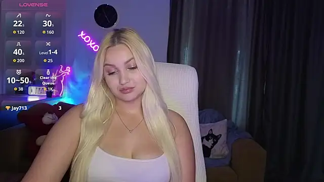 Snapshot of adrelaxina chatting on 14, 6, 2026 adrelaxina online show from 14, 6, 2026