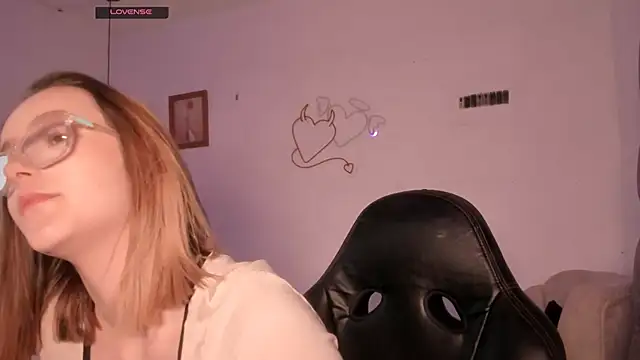 kristal joi dl online show from 21, 9, 2025