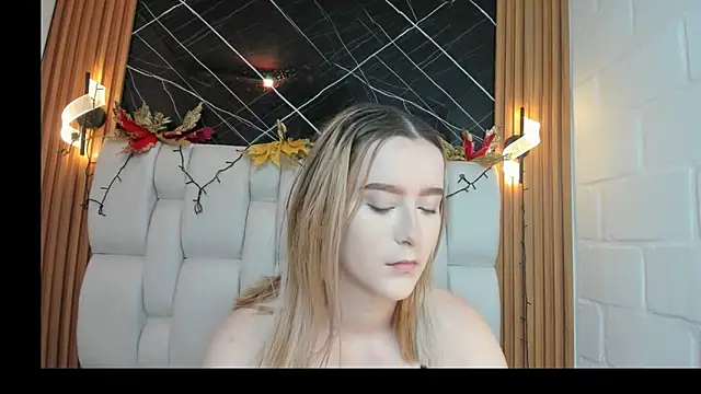 kristal joi dl online show from 14, 12, 2025