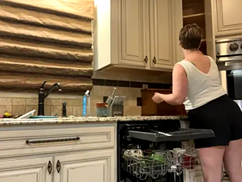 Snapshot of Cara_after_dark chatting on 7, 1, 2026 Cara after dark online show from 7, 1, 2026