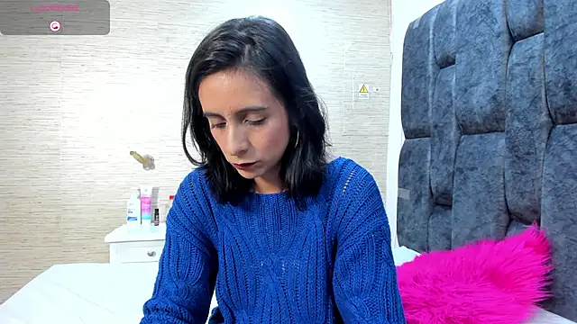 MiaAmore  online show from 5, 12, 2025