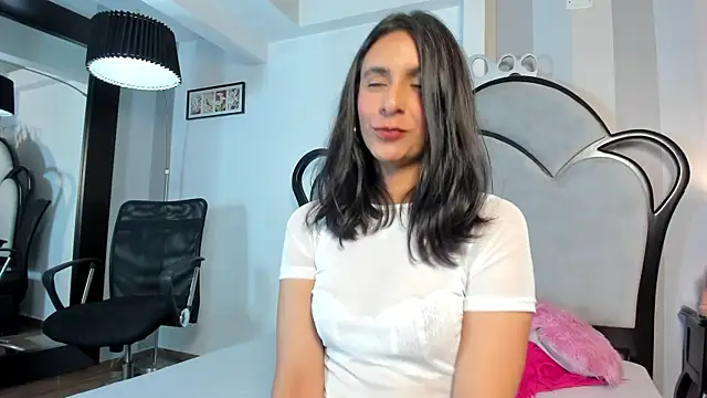 Snapshot of MiaAmore_ chatting on 19, 6, 2026 MiaAmore online show from 19, 6, 2026