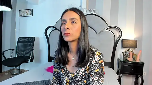 Snapshot of MiaAmore_ chatting on 2, 7, 2026 MiaAmore online show from 2, 7, 2026