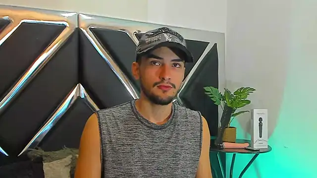 AlekRuizx online show from 27, 9, 2025