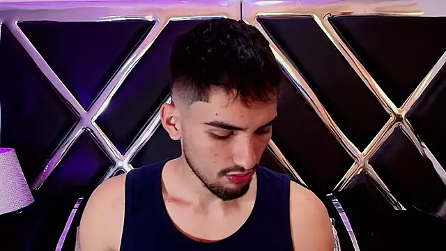 AlekRuizx online show from 6, 10, 2025