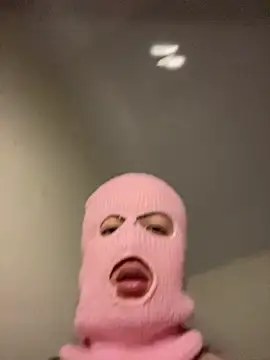 Snapshot of destiny69col chatting on 7, 11, 2025 destiny69col online show from 7, 11, 2025