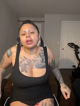 chicanachic13 online show from 3, 10, 2025